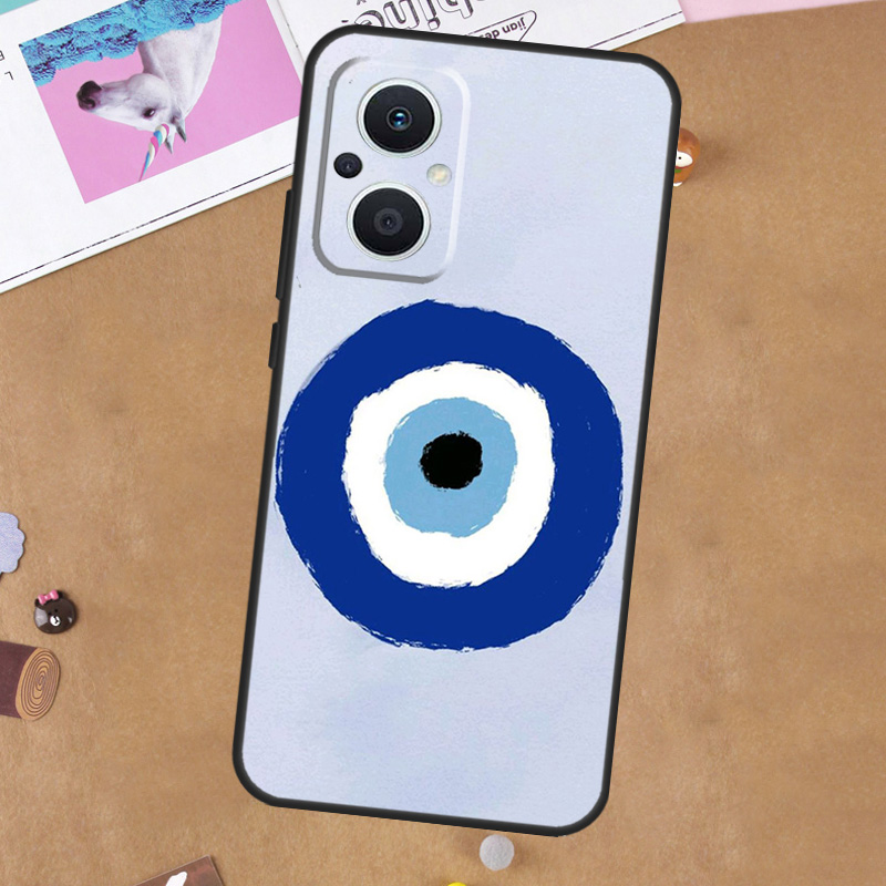 Funda con diseño de ojo turco  - Oppo Reno 12 reseña y precio