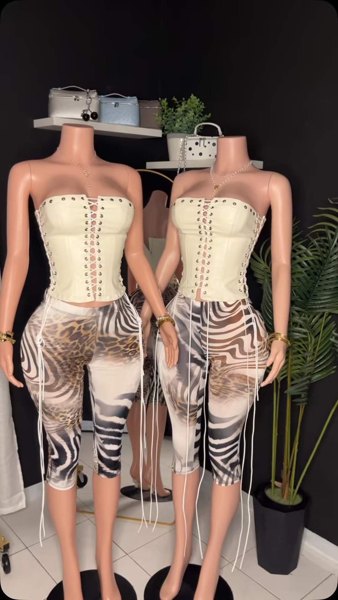 Pantalones Capri de malla con  - Zebra Tablet Accessories reseña y precio